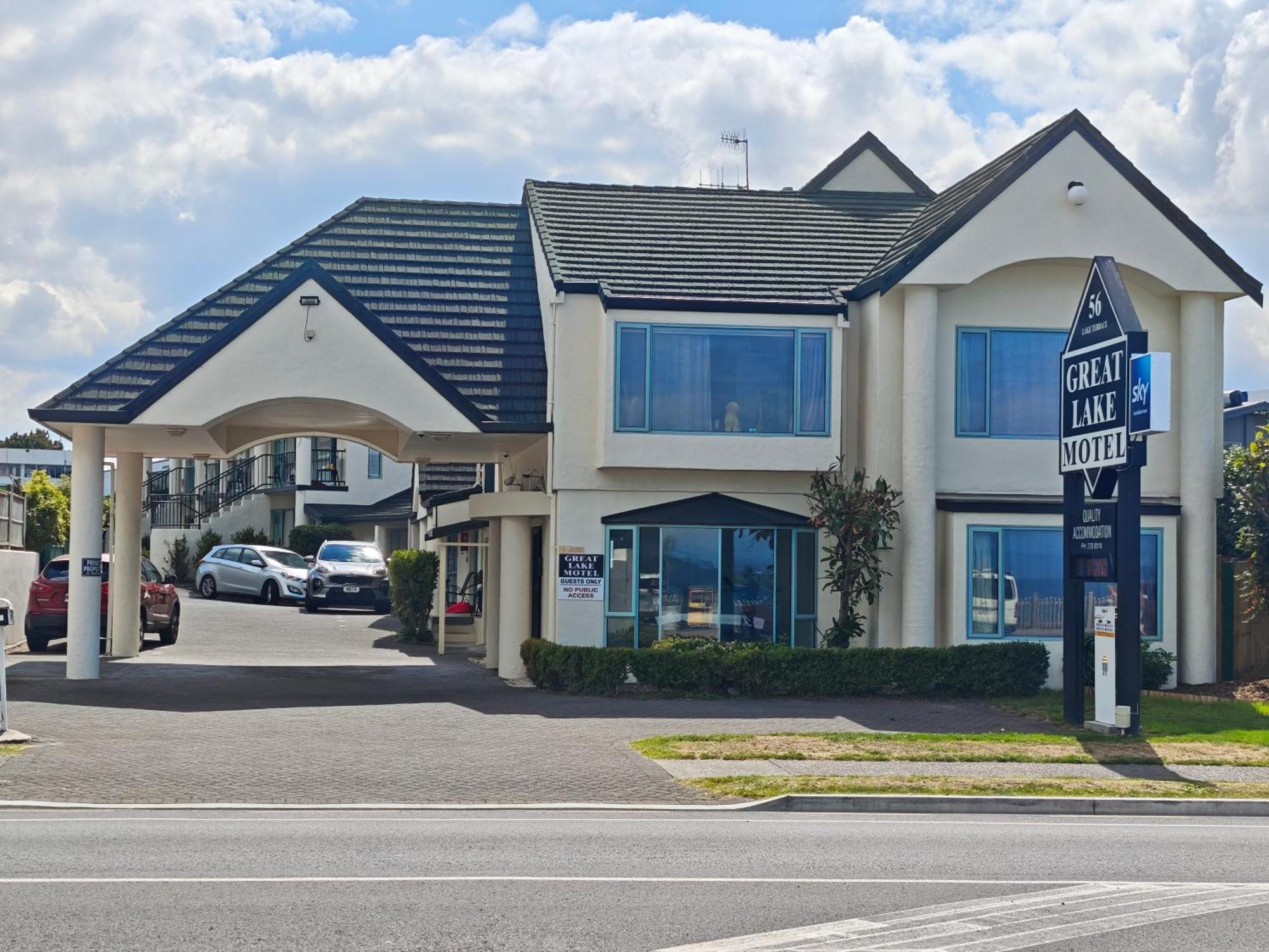Great Lake Motel Taupo Exterior photo