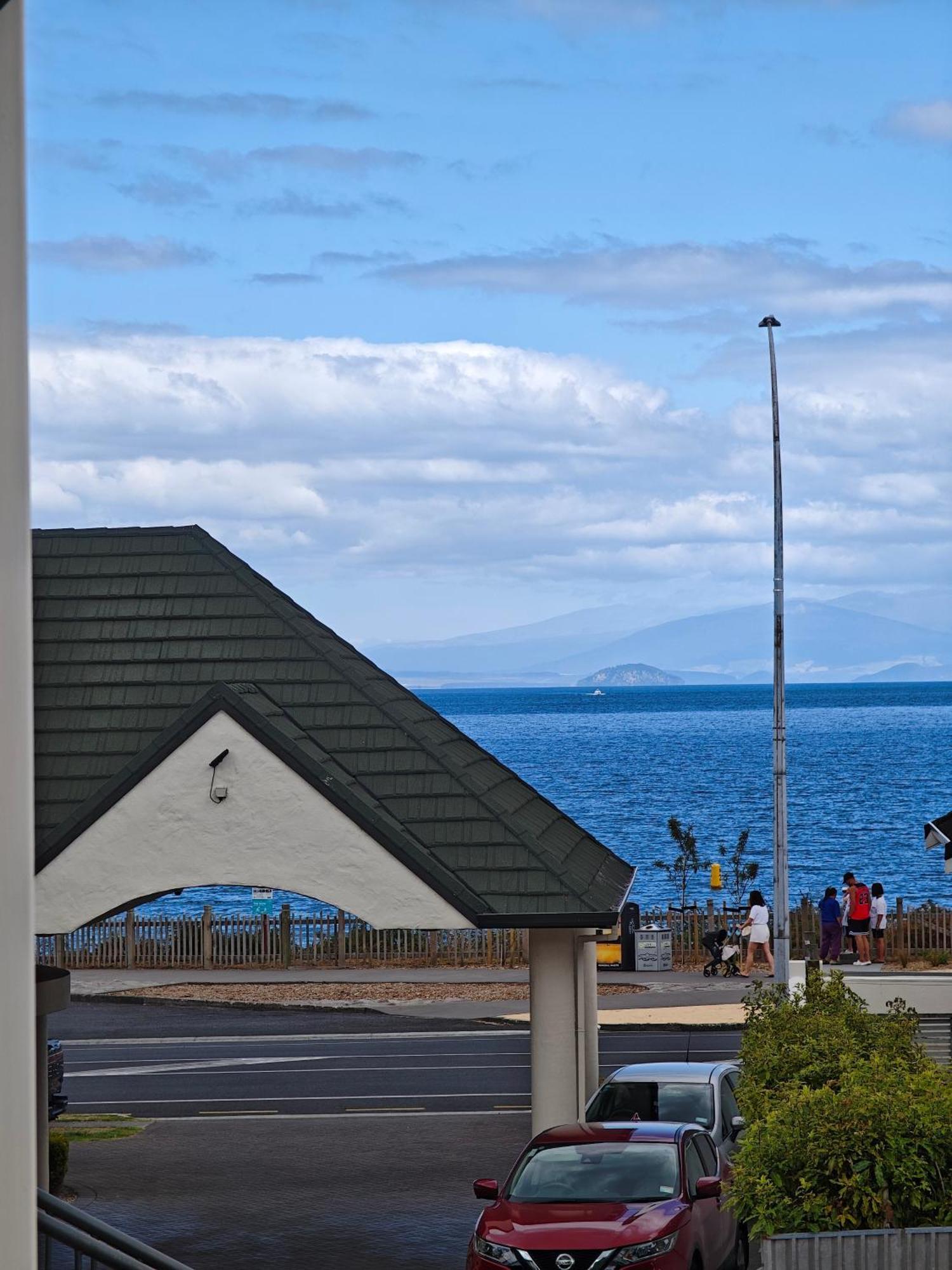 Great Lake Motel Taupo Exterior photo
