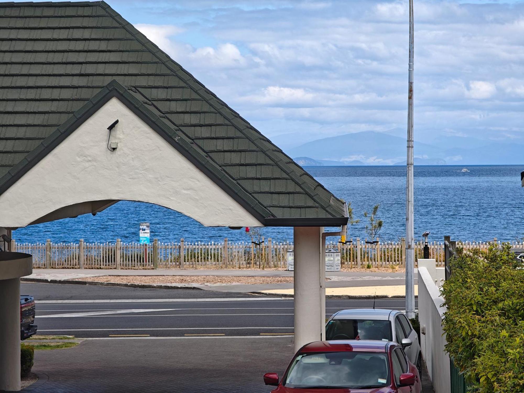 Great Lake Motel Taupo Exterior photo