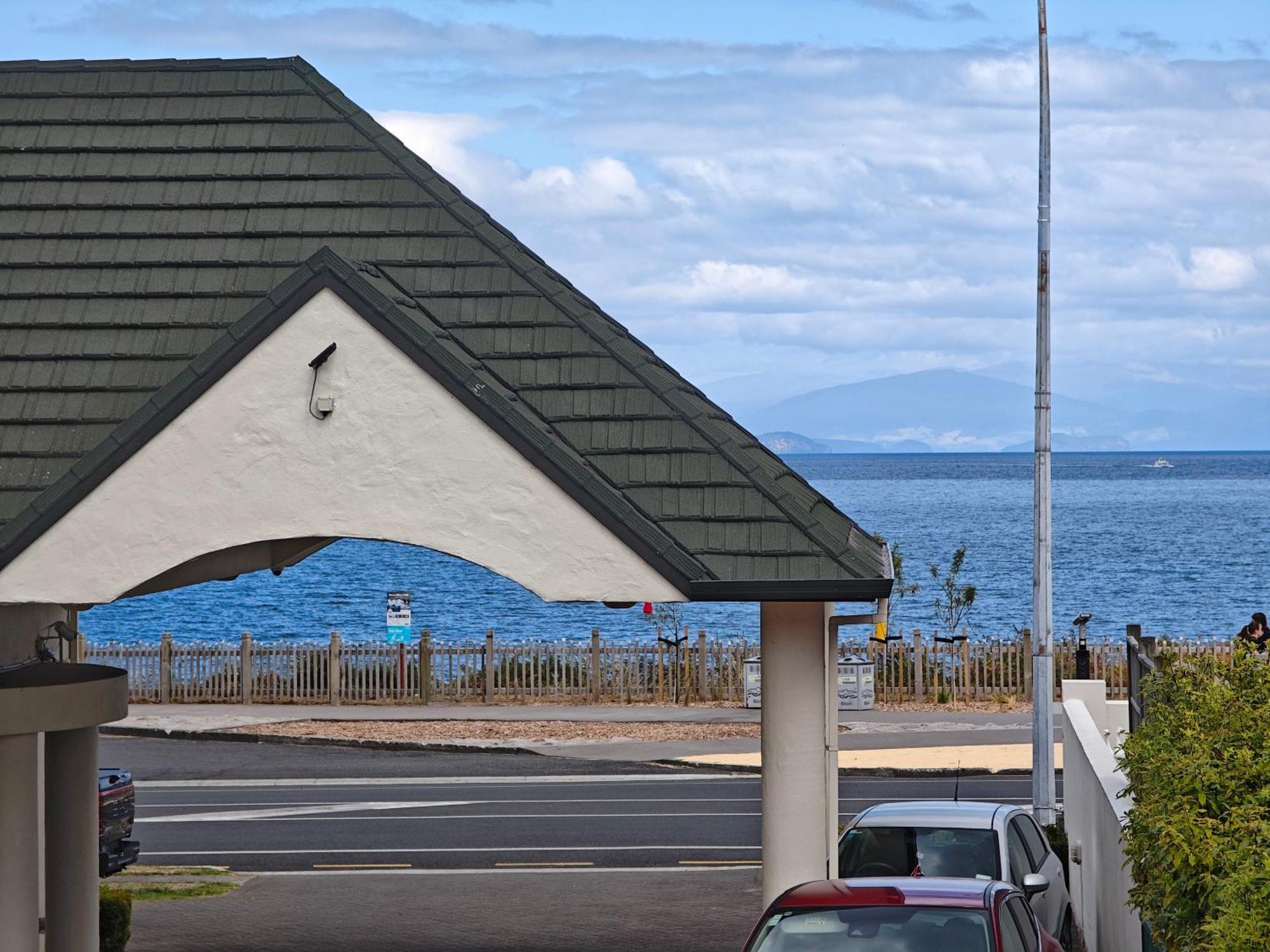 Great Lake Motel Taupo Exterior photo