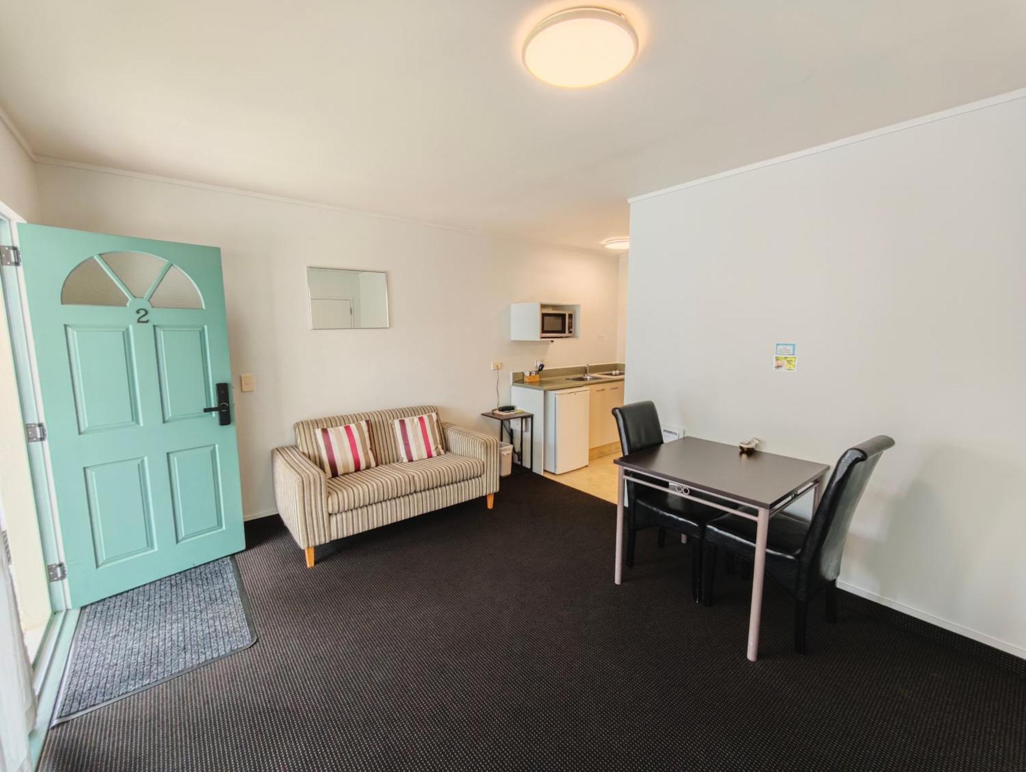 Great Lake Motel Taupo Exterior photo