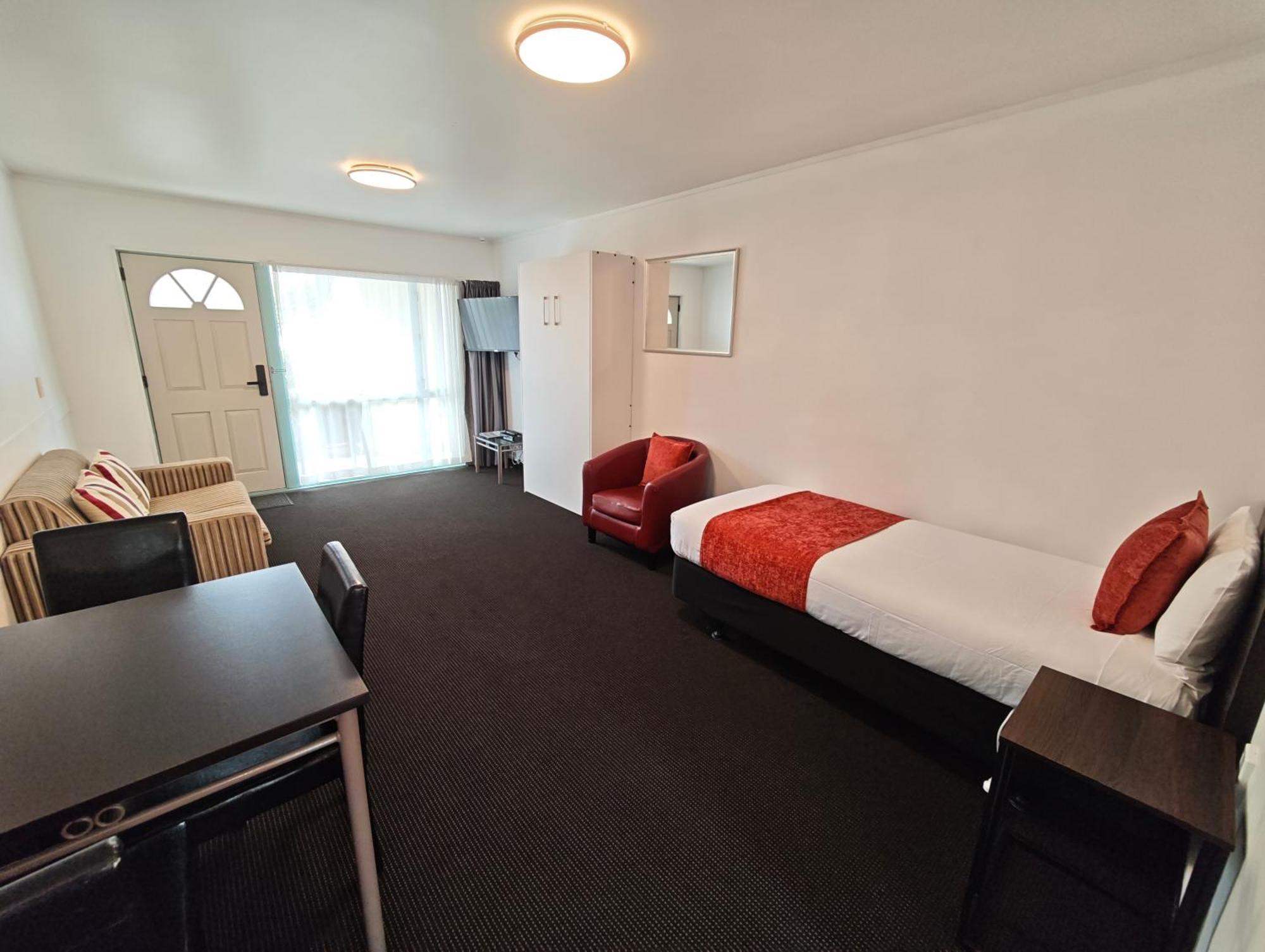 Great Lake Motel Taupo Exterior photo