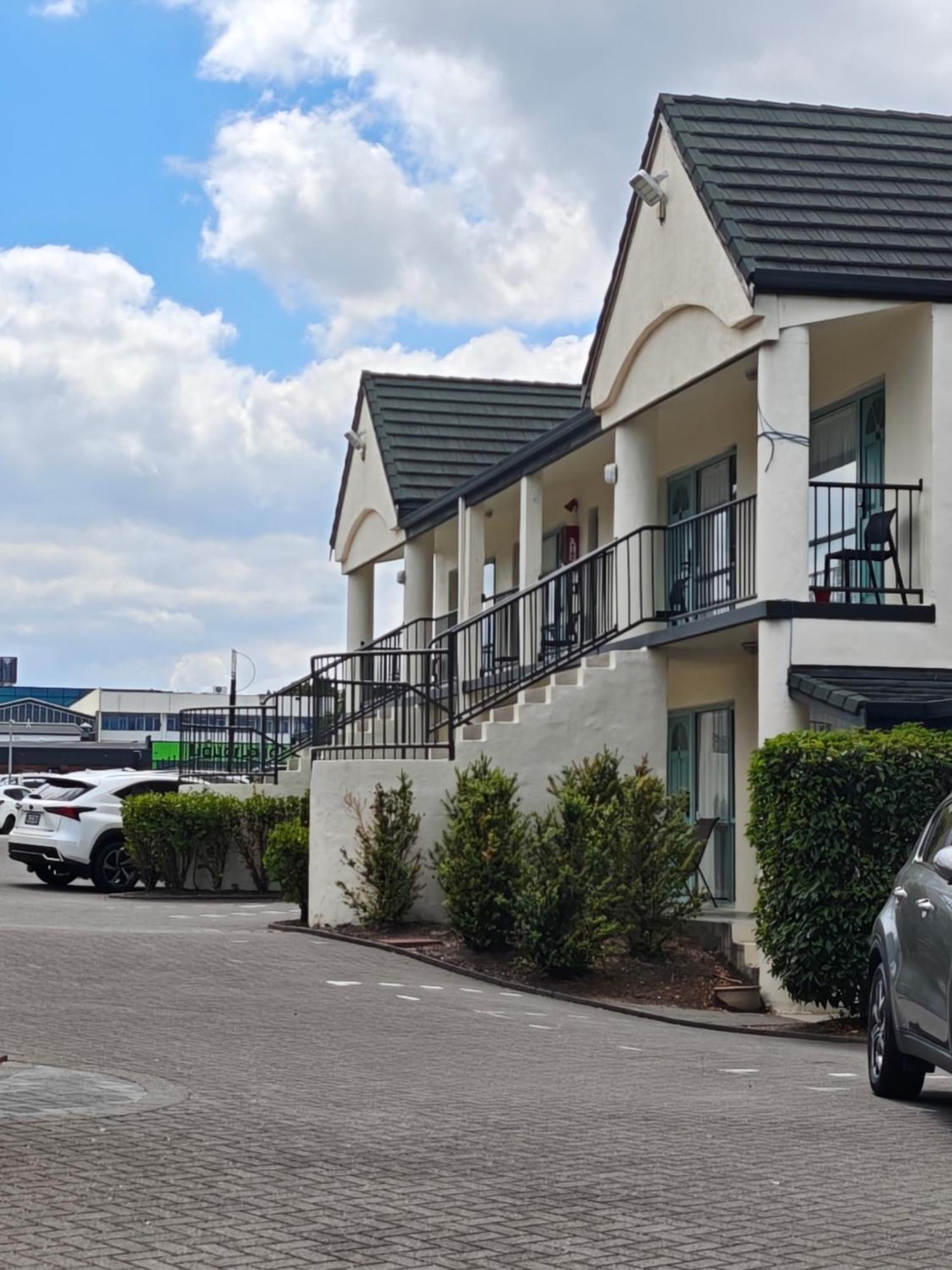 Great Lake Motel Taupo Exterior photo